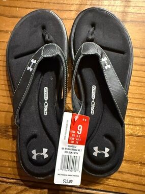 Under Armour Black Women's Flip Flops